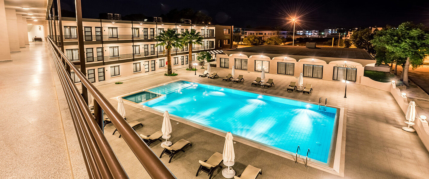 Oscar Park Hotel Next To Antic City Salamis 파마구스타 외부 사진