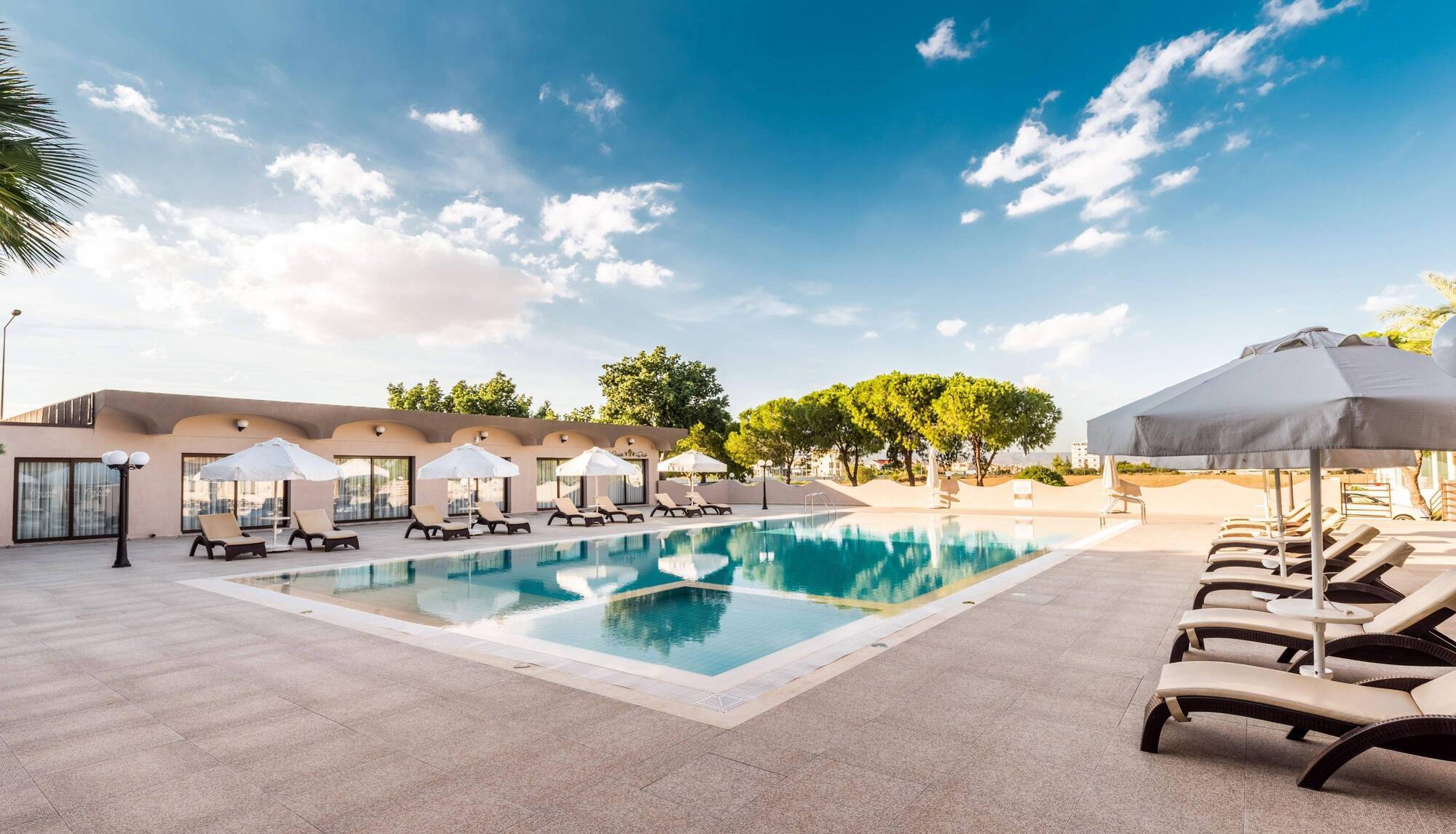 Oscar Park Hotel Next To Antic City Salamis 파마구스타 외부 사진